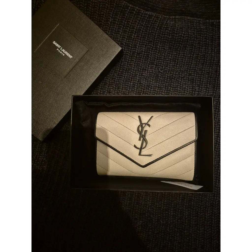 SAINT LAURENT Monogramme Wallet – White Leathe